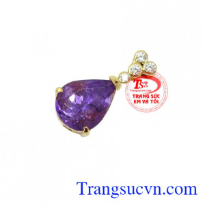 Thạch anh tím giúp bạn có giấc ngủ ngon, giảm căng thẳng, áp lực từ công việc, cuộc sống, khiến tinh thần thoải mái hơn