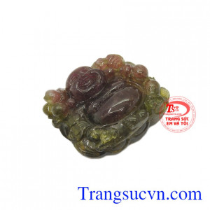 Đá Tourmaline là loại đá dành cho những người sinh tháng 10 cùng với Opal. Mặt Di Lặc Tourmaline.