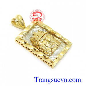 Mặt nam vàng 10k đẳng cấp phù hợp nhiều loại dây chuyền khác nhau, tôn lên sự cá tính, mạnh mẽ và thời trang cho phái mạnh