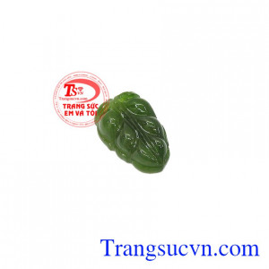Mặt Nephrite chiếc lá đẹp có tác dụng tăng sự tập trung, giảm căng thẳng, giải trừ tà khí, mang nhiều bình an, may mắn và tài lộc cho người,Mặt Nephrite chiếc lá đẹp