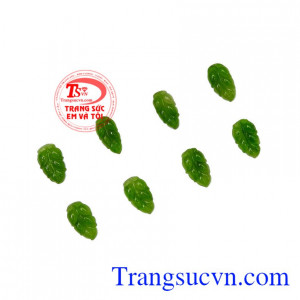 Mặt Nephrite chiếc lá may mắn