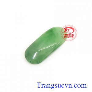 Mặt ngọc cẩm thạch đại phúc lộc chứa nguồn năng lượng dồi dào, có tác dựng giải trừ tà khí, chiêu tài lộc, may mắn và bình an cho người sử dụng