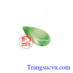 Thời cổ đại, ngọc cẩm thạch là loại ngọc dành cho bậc vương giả quyền quý. Mặt ngọc cẩm thạch lộc phát