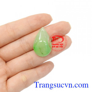 Mặt ngọc cẩm thạch phát lộc xinh xắn.