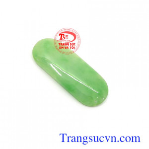 Mặt ngọc Jadeite tiền tài phù hợp làm mặt dây chuyền, mặt lắc tay đeo sang trọng, tinh tế