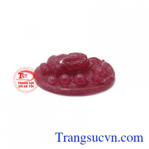 Mặt phật A Di Đà ruby thiên nhiên chất lượng.