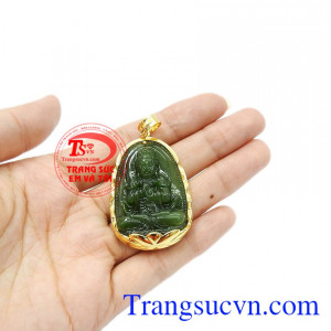 Mặt dây thích hợp làm quà tặng cho người thân hoặc bạn bè. Mặt phật nepherite tuổi mùi-tuổi thân