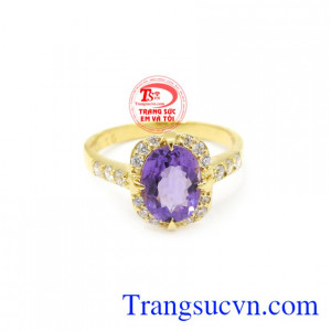 Nhẫn Thạch Anh tím bọc vàng, thạch anh tím đá phong thủy, màu đẹp mắt.