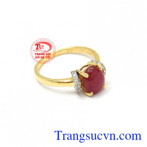 Đá ruby mang lại may mắn về phong thủy và sức khỏe cho người sử dụng. Nhẫn nữ vàng 14k Ruby