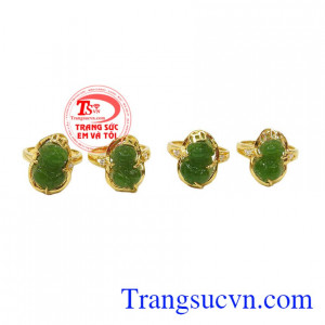 Nhẫn Nữ Tỳ Hưu