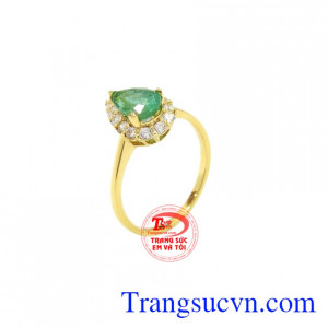 Nhẫn vàng Emerald thiên nhiên