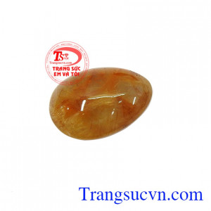 Thạch Anh Tóc Đẹp Tài Lộc có tác dụng phong thủy nổi bật là chiêu tài, tức thu hút tài lộc