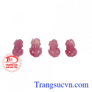 Tỳ hưu đá Ruby đại lộc