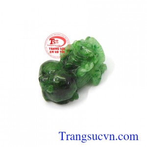 Tỳ hưu ngọc cẩm thạch ý nghĩa là linh vật có tác dụng chiêu tài lộc, may mắn, bình an, giải trừ tà khí, vì vậy rất được mọi người ưa chuộng từ xưa đến nay