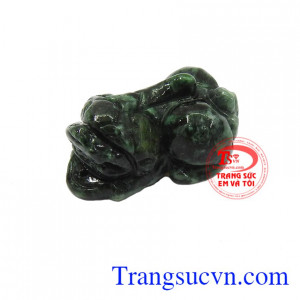 Tỳ hưu ngọc jadeite thịnh vượng rất phù hợp với những người làm kinh doanh