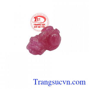 Tỳ hưu Ruby Đại Lộc mang đến cho bạn sức khỏe, may mắn, hạnh phúc và sự bình yên và hạnh phúc