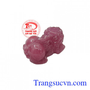 Tỳ hưu Ruby Giàu Sang có thể làm nhẫn hoặc mặt dây chuyền bọc vàng, giao hàng nhanh trên toàn quốc