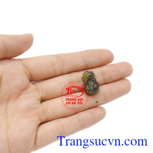 Vì vậy mà các sản phẩm tỳ hưu luôn được khách hàng đặc biệt yêu thích và lựa chọn. Tỳ hưu sapphir tài lộc