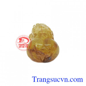 Tỳ hưu thạch anh tóc tinh tế chạm khắc tỉ mỉ mang lại cho người dùng một sản phẩm sang trọng. 