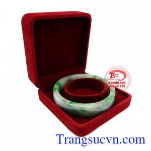 Vòng tay cẩm thạch thiên nhiên đẹp