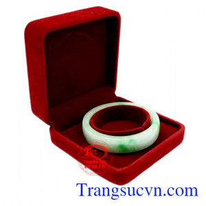 Vòng tay ngọc cẩm thạch an yên
