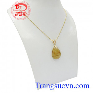 Thạch anh tóc tỏa năng lượng giúp con người có cảm giác sảng khoái, tinh thần minh mẫn, suy nghĩ tích cực hơn