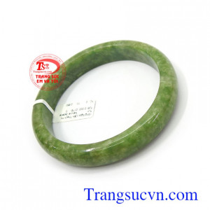 Cẩm vân vẩy đốm đẹp rất được phái đẹp ưa chuộng