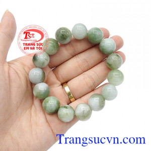 Sản phẩm phù hợp làm quà tặng cho người thân hoặc bạn bè,Chuỗi ngọc cẩm thạch xanh biếc cười