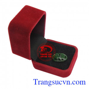 Mặt ngọc chữ phúc