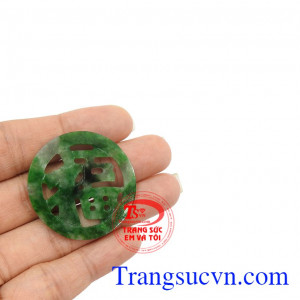 Ngọc Jadeite thiên nhiên