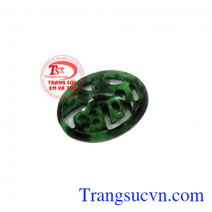 Mặt ngọc phỉ thúy khắc chữ mang đến cho bạn một cuộc sống hạnh phúc, may mắn trong công việc, học tập, thăng quan, phát tài