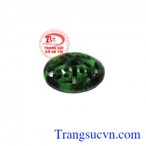 Mặt ngọc phỉ thúy khắc chữ