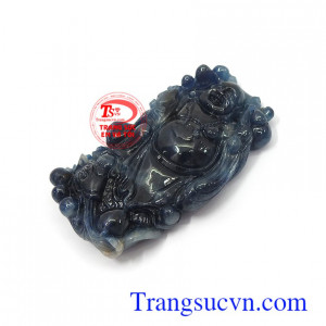 Mặt phật Di Lặc sapphire an nhiên được con người ưa chuộng làm lá bùa hộ mệnh cho bản thân