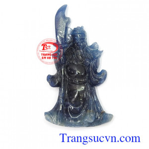 Mặt Quan Vân Trường sapphire tài lộc chạm khắc tinh xảo, sắc nét, phù hợp làm mặt dây chuyền đeo thời trang và phong thủy