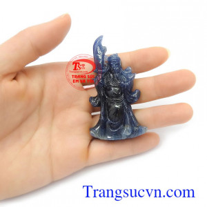 Mặt Quan Vân Trường sapphire tài lộc rất được phái mạnh ưa chuộng, đeo bên mình làm tăng lòng dũng cảm, bản lĩnh cho bản thân