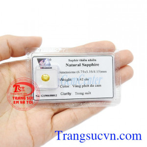 Mặt Sapphire vàng thiên nhiên là món quà ý nghĩa dành tặng cho người thân và bạn bè.