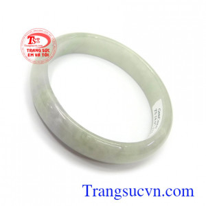 Ngọc jadeite vòng tay là món quà tặng ý nghĩa cho người yêu thương