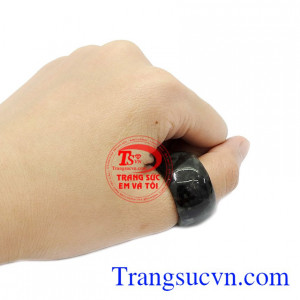 Sản phẩm được giao bán trên toàn quốc,đảm bảo chất lượng,có giấy kiểm định đá quý. Nhẫn ngọc cẩm thạch khát khao