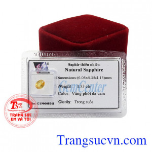 Saphire vàng thiên nhiên là món quà ý nghĩa dành tặng cho người thân và bạn bè. 