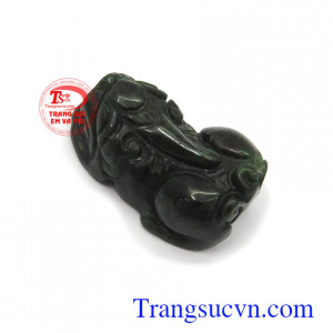 Tỳ hưu bảo vật phù hợp làm mặt nhẫn, mặt dây chuyền đeo thời trang và phong thủy