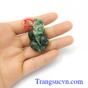 Tỳ hưu mông cong xanh vân ngọc là món quà ý nghĩa cho người yêu thương
