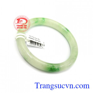 Vòng ngọc bảo vật đem lại may mắn trong công việc cũng như cuộc sống