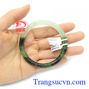 Vòng ngọc cẩm thạch thiên nhiên bền đẹp, chất lượng, màu sắc tươi sáng, có nhiều size phù hợp nhu cầu phái đẹp