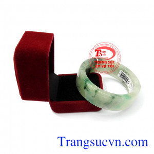 Vòng ngọc cẩm thạch vuông to, giao hàng nhanh trên toàn quốc