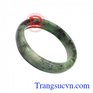 Vòng ngọc được ưa chuộng có giấy kiểm định chất lượng, giao hàng nhanh trên toàn quốc