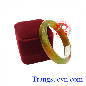 Vòng ngọc hộ mệnh