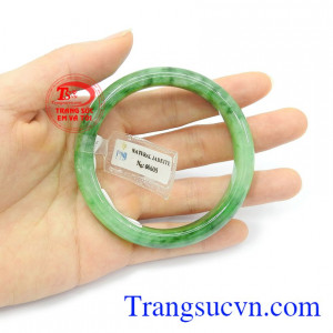 Vòng Ngọc Phỉ Thúy Mệnh Hỏa thương hiệu uy tín, chất lượng, giao hàng nhanh trên toàn quốc