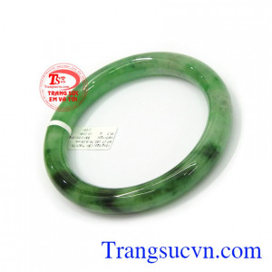 Vòng ngọc cẩm thạch đem lại sự an tâm và làm giảm bớt lo âu