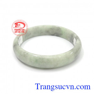 Vòng tay ngọc JADEITE cẩm thạch thiên nhiên sản phẩm đảm bảo chất lượng ngọc thiên nhiên có giấy kiểm định vòng ngọc kèm theo từng chiếc vòng ngọc