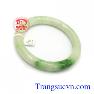 Vòng tay ngọc Malaysia màu sắc đẹp, chất lượng cao